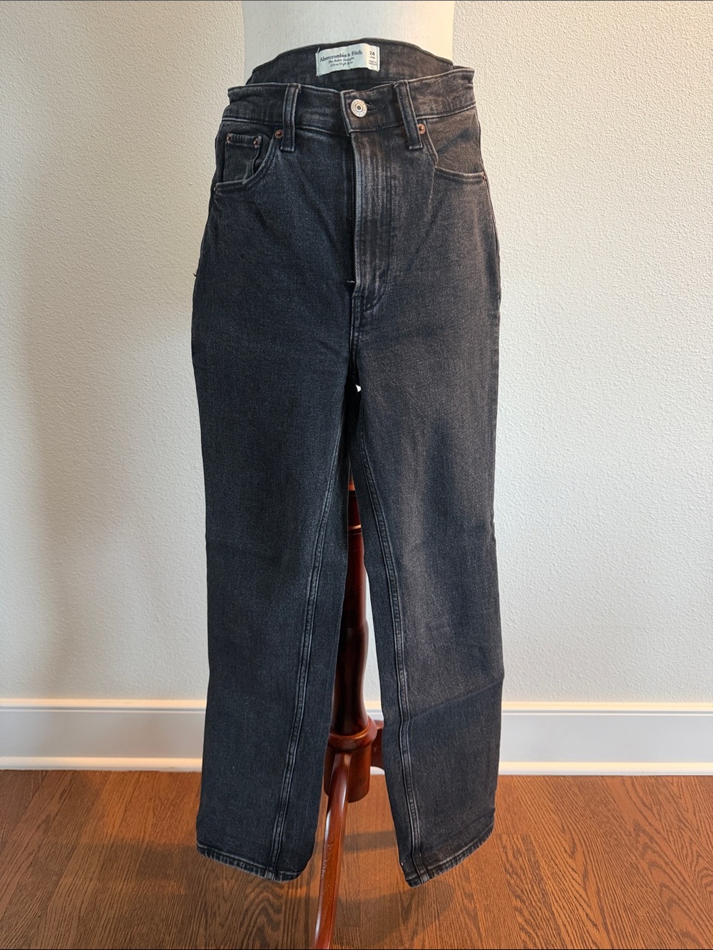 A&F Ankle Straight Ultra High Rise Black Jeans
